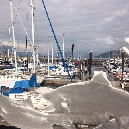 Seas The Day House 5 Star Hottub Pets Bbq Fire Premier Location Hotell Gibsons Exteriör bild